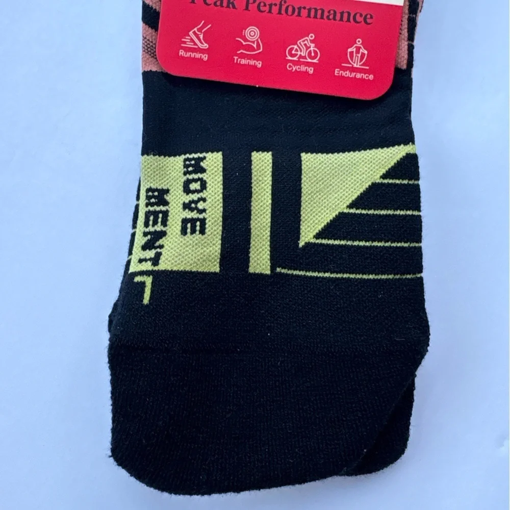 NWT Free People FP Movement x Comrad Ankle Tab Socks Size Medium